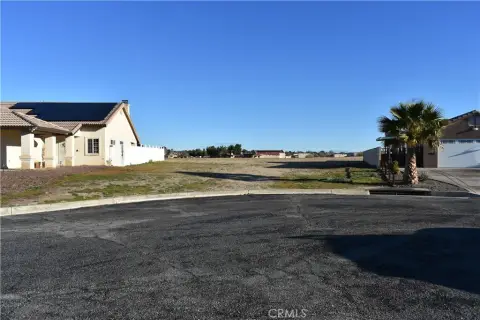 Helendale Vacant Lot with Views