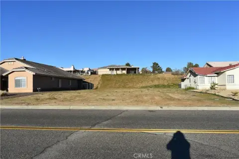 Helendale Vacant Lot Near South Lake