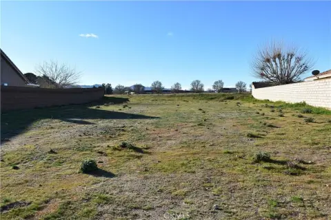 Helendale Vacant Lot Near Amenities