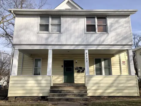 10-Bedroom Apartment Building