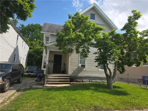 Historic Multifamily Home in Cleveland