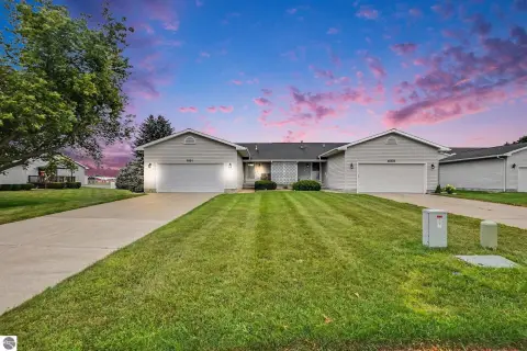 Ranch Condo with Three-Season Room