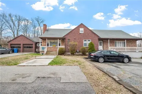 6-Unit Mixed-Use Property