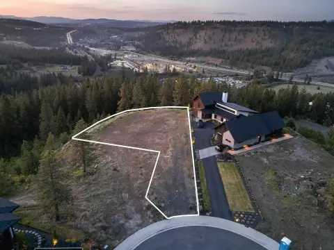 Spokane View Lot in Cul-de-Sac