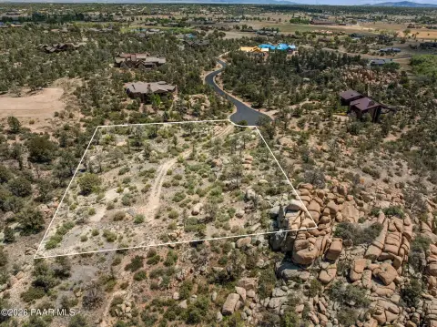 Forest-Adjacent Residential Homesite