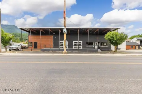 Hotel and Restaurant Property