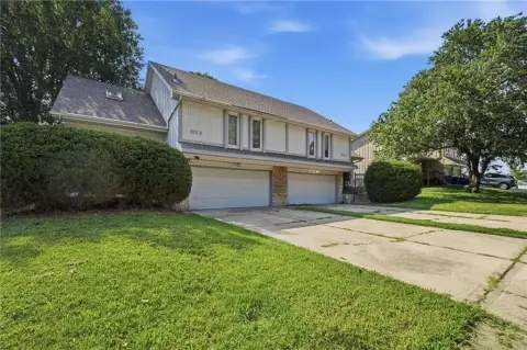 Fully Rented Duplex with Garages