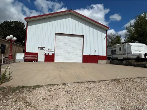 Warehouse with Mezzanine