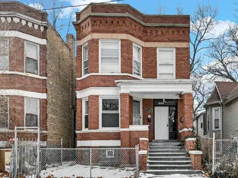 Chicago Two-Unit Brick Building