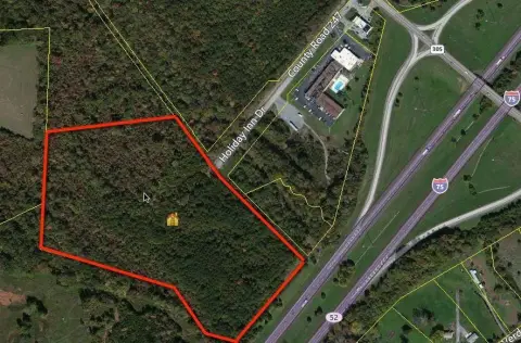 Multi-Use Commercial Land