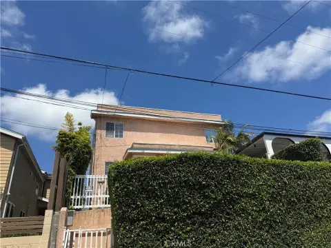 R1 Zoned Quadplex Opportunity