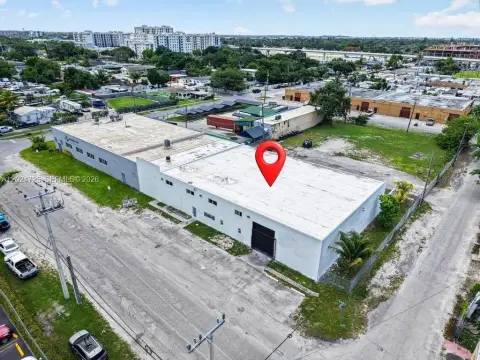 Miami Warehouse with Office Space