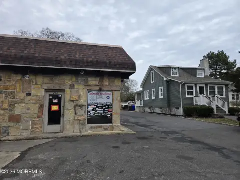 Versatile Mixed-Use Property in Brick