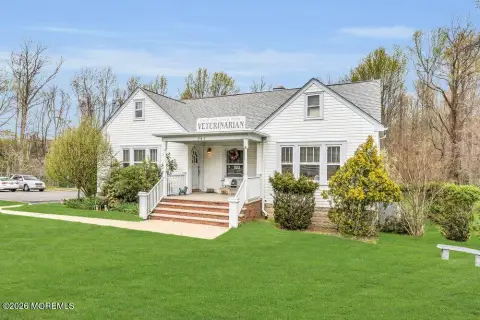 Mixed-Use Property on Route 34