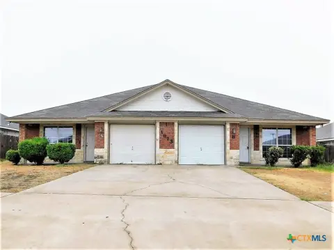 Killeen Duplex with Large Backyard