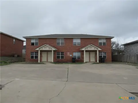 Killeen Fourplex with Vacant Unit