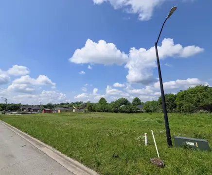 Republic, MO Commercial Lot