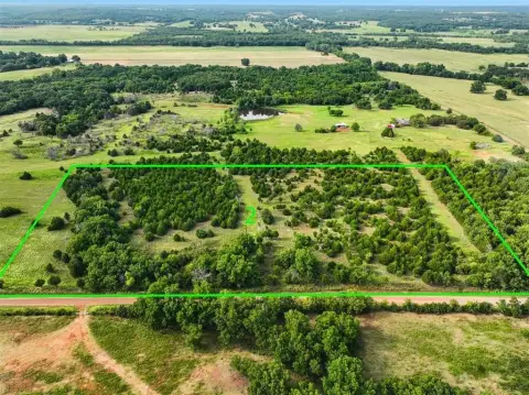 10 Acres Near Chandler, OK