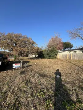 Residential Corner Lot in Tyler
