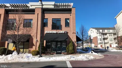 End-Unit Retail Storefront