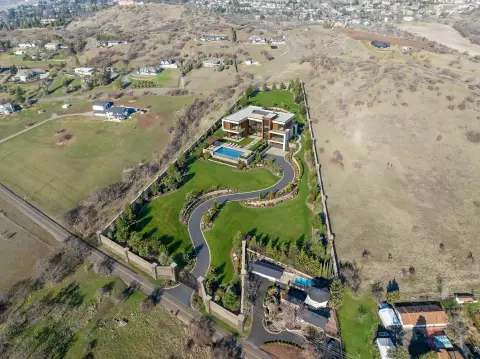 Medford Land with Valley Views