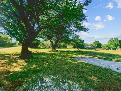 Land Near Lake Texoma