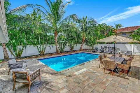 Fort Lauderdale Duplex with Pool