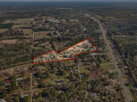 12 Acres in Hughes Springs