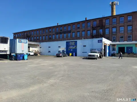 Waterbury Flex Warehouse Space