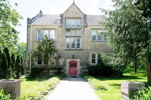 Historic 7-Unit Apartment Building