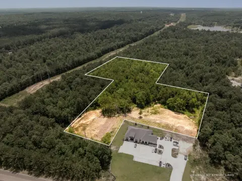 8 Acres of Land in Hattiesburg