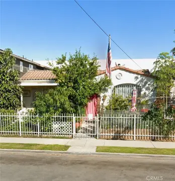Six-Bedroom Triplex