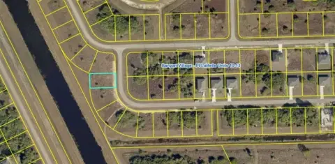 Residential Lot in Banyan Village