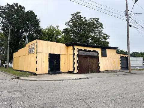 Historic-District Car Wash Property