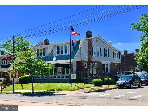 Office Suite in Media Borough