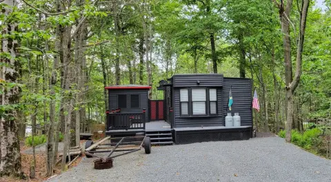 Land Parcel with Park Model Home