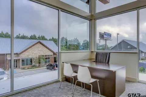 Office Suites with Rooftop Patio