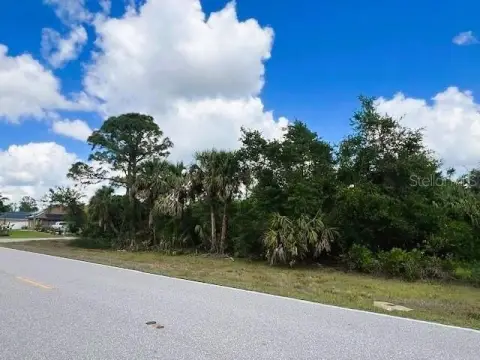 Port Charlotte Land Opportunity