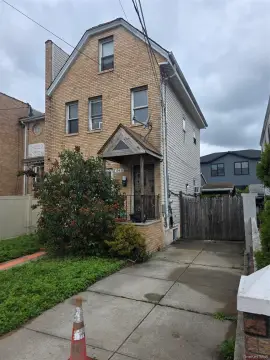 Saint Albans Multi-Family Property