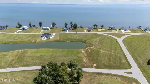 Pond Front Homesite in Occano