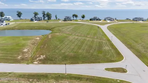 Pond Front Homesite in Occano