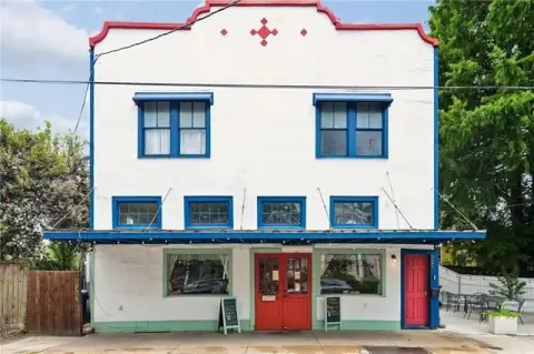 Mixed-Use Building with Rooftop