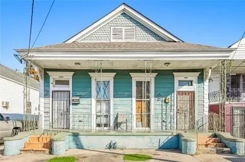 Duplex with Backyard
