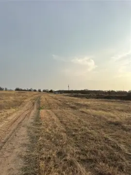 Improved Land with Workshop, Well