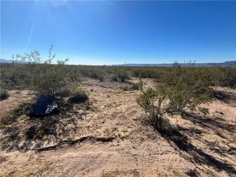 Golden Valley Acreage on Route 66