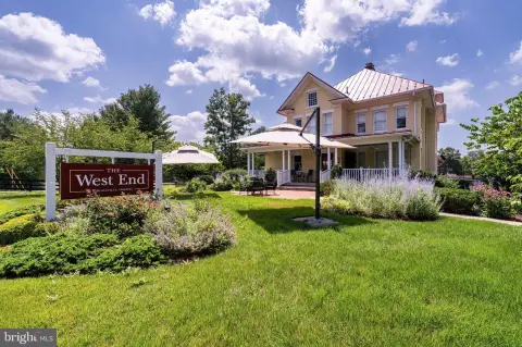 Restaurant and Pub Property