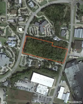 Tupelo Land in Medical Community