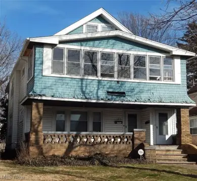 Duplex with Garage