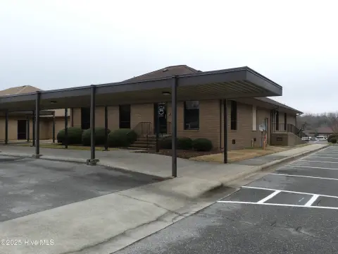 Medical Office Space in Wayne Medical Pavilion