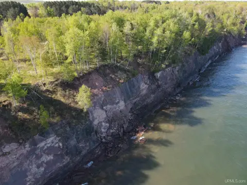Lake Superior Waterfront Parcel